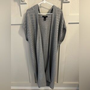 White House | Black‎ Market Vest Duster Hoodie